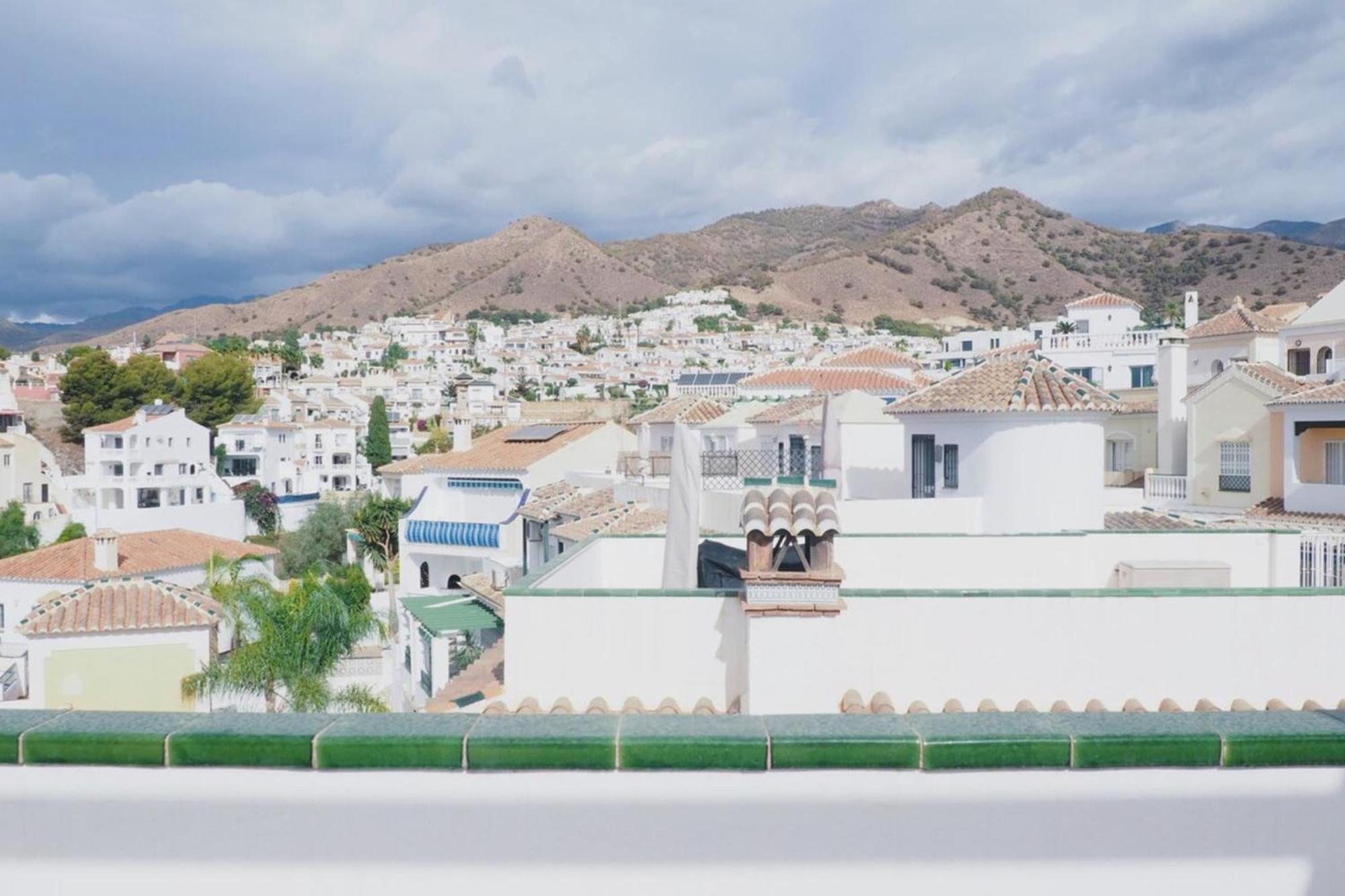 Stylish Villa Private Pool Ideal For Large Family Nerja Extérieur photo