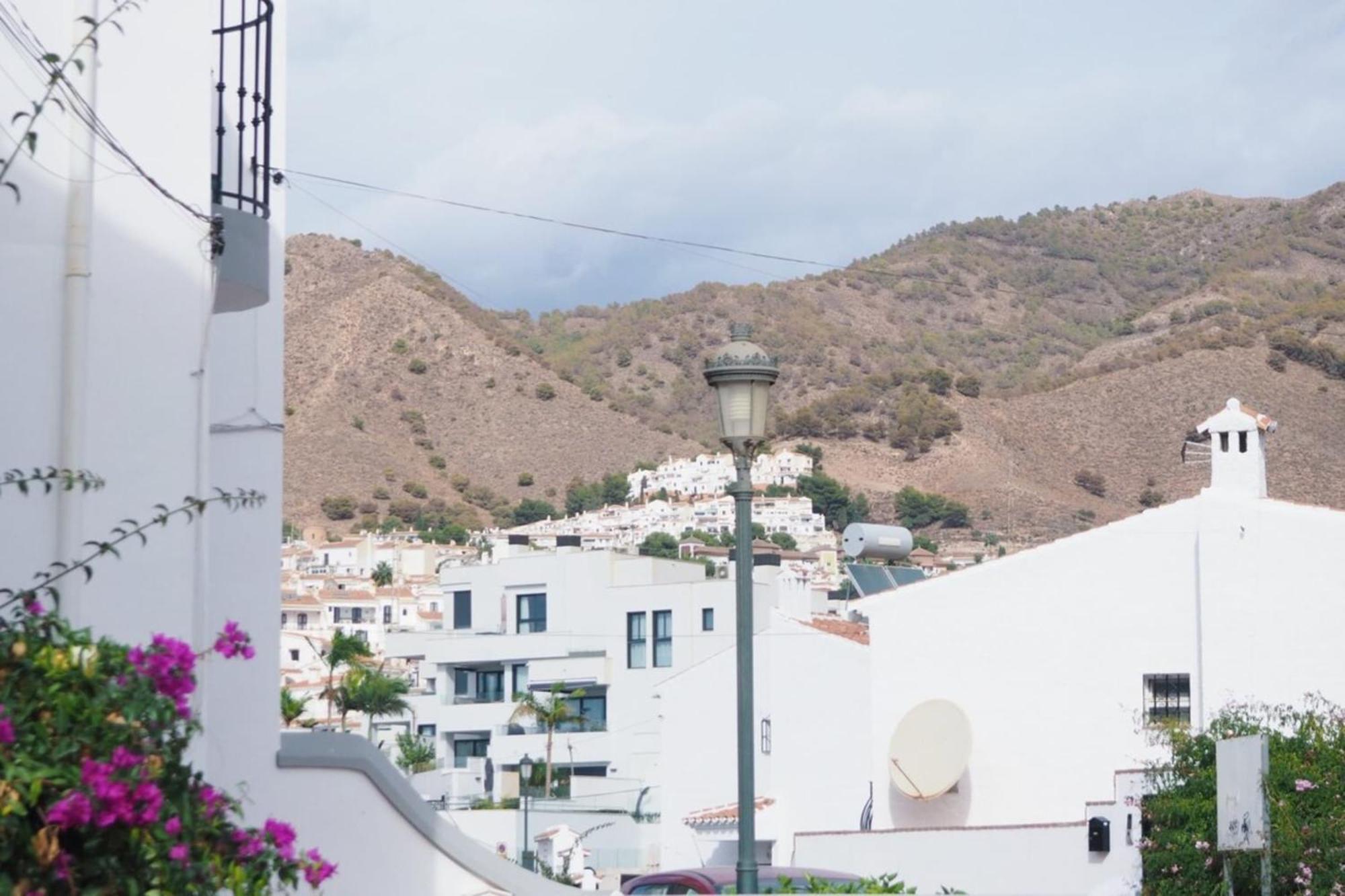 Stylish Villa Private Pool Ideal For Large Family Nerja Extérieur photo